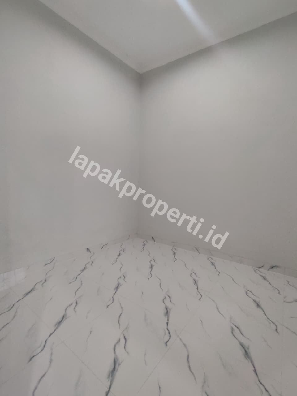 Foto Dijual Rumah Modern Classic 2 Lantai  Di Cipayung Jakarta Timur - 7