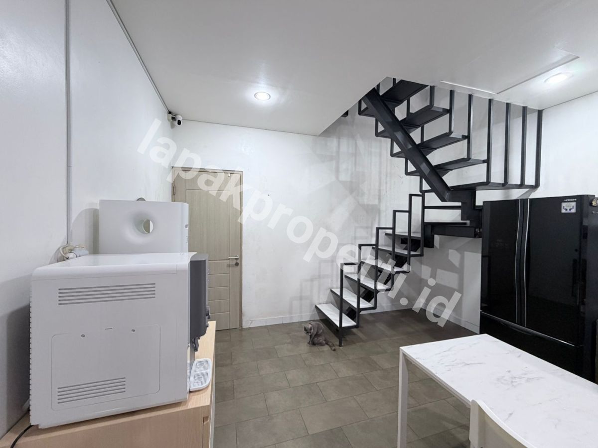 Dijual Rumah Secondary Akses Jalan Lebar Di Dalam Komplek Billymoon Pondok Kelapa