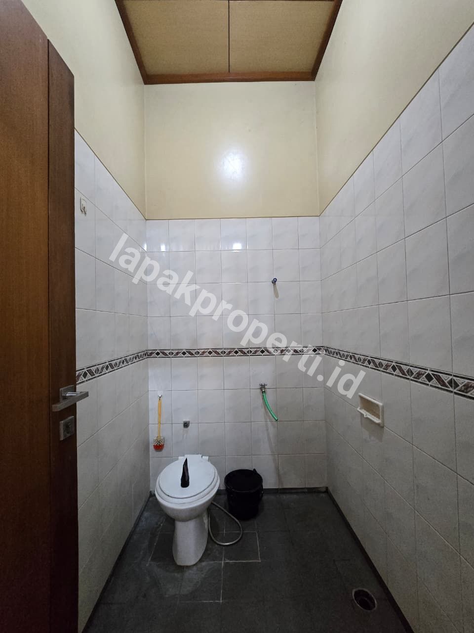 Foto Dijual rumah Secondary Dalam komplek Di Duren Sawit Jakarta Timur - 9