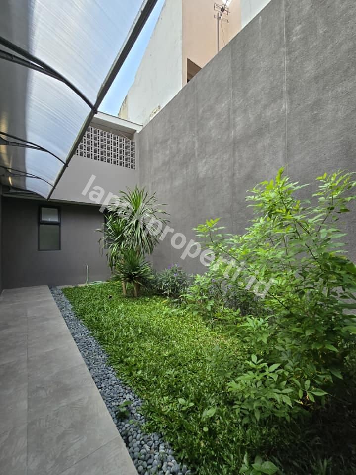 Foto Dijual Rumah 1 lantai Dalam komplek Di Cipinang Elok - 11