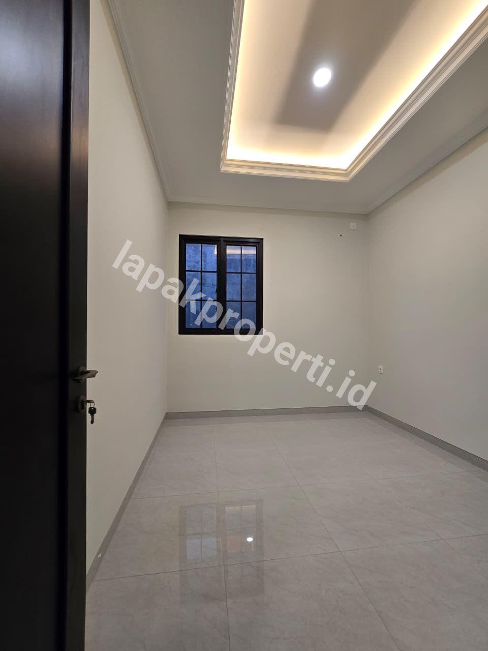 Foto Dijual Rumah Baru Dalam Komplek Mewah Di Billymoon Jakarta Timur - 5