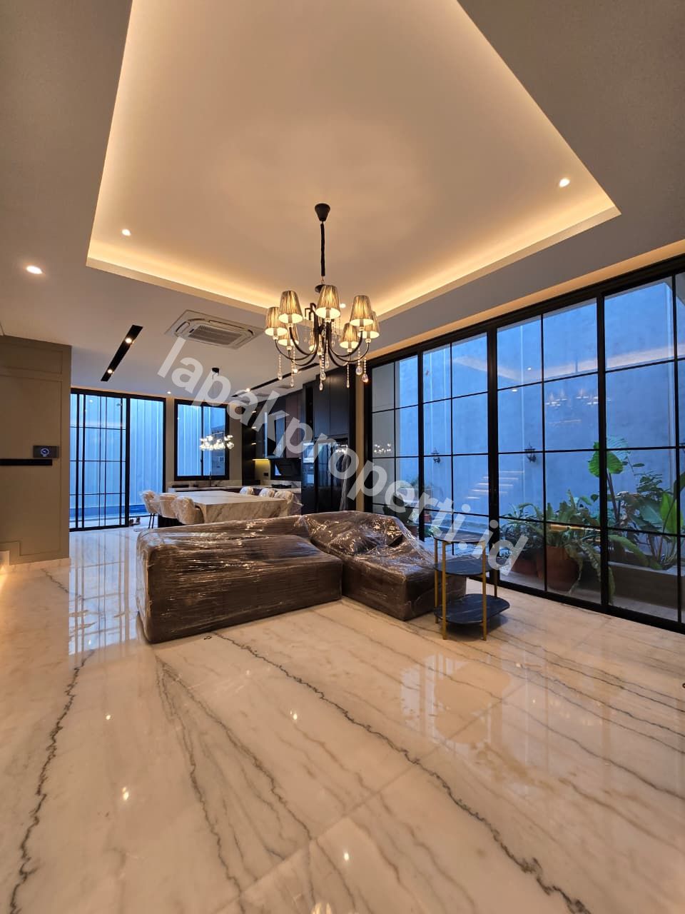 Foto Dijual Rumah Mewah Full Furnished Dalam Dengan Private Poll Di Cempaka Putih Jakarta Pusat - 5