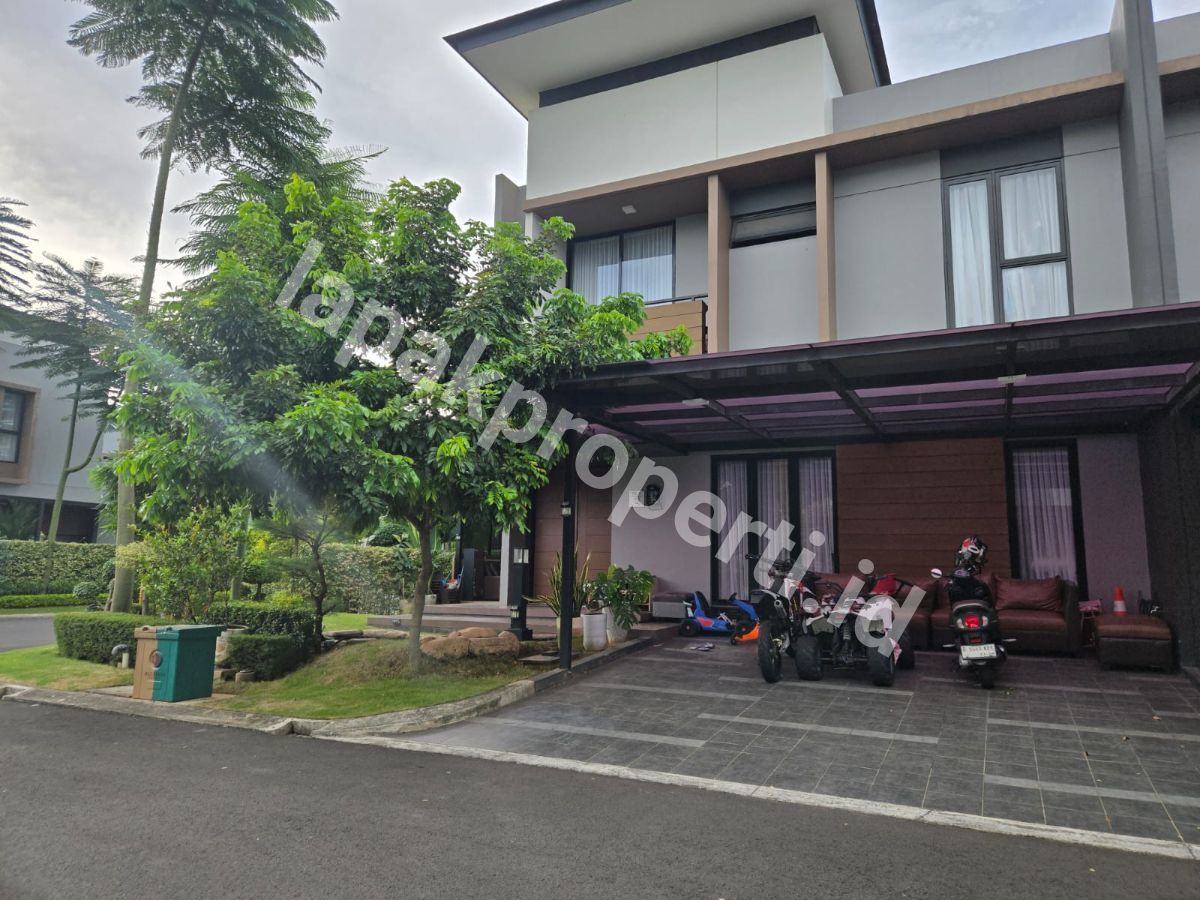 Foto Rumah Mewah Premium Posisi Hook Dalam Cluster Elite di Sumareccon Bekasi Utara - 7