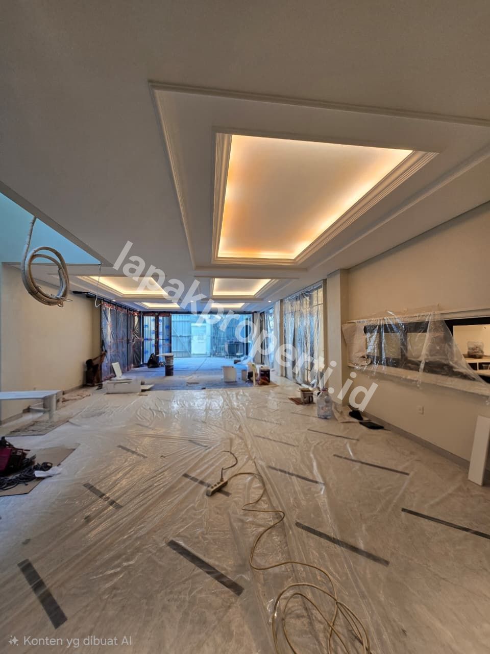 Foto Dijual Rumah Baru Design Classic Modern Siap Huni - 12