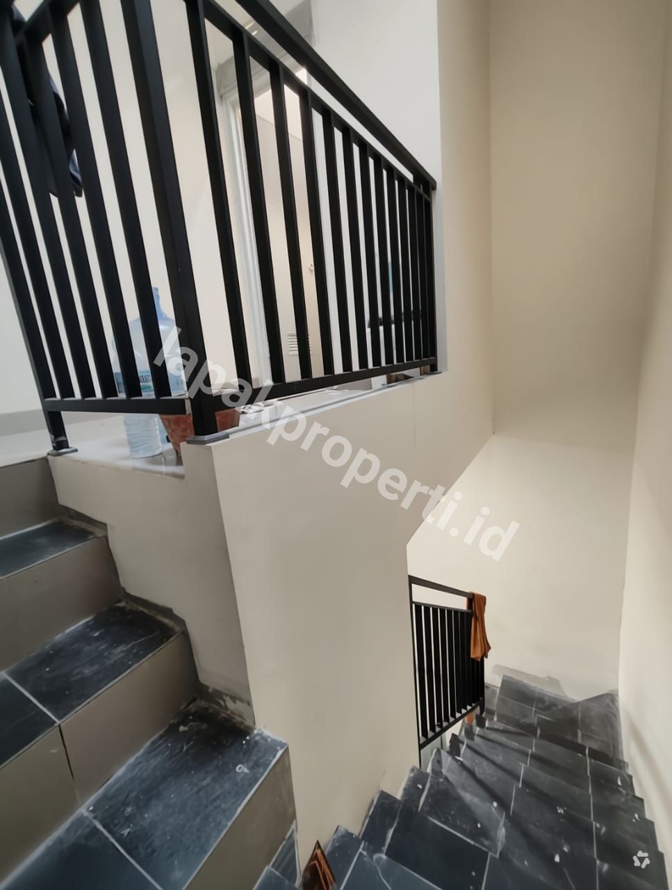 Foto Dijual Rumah Minimalis Siap Huni Di Condet Jakarta Timur - 8