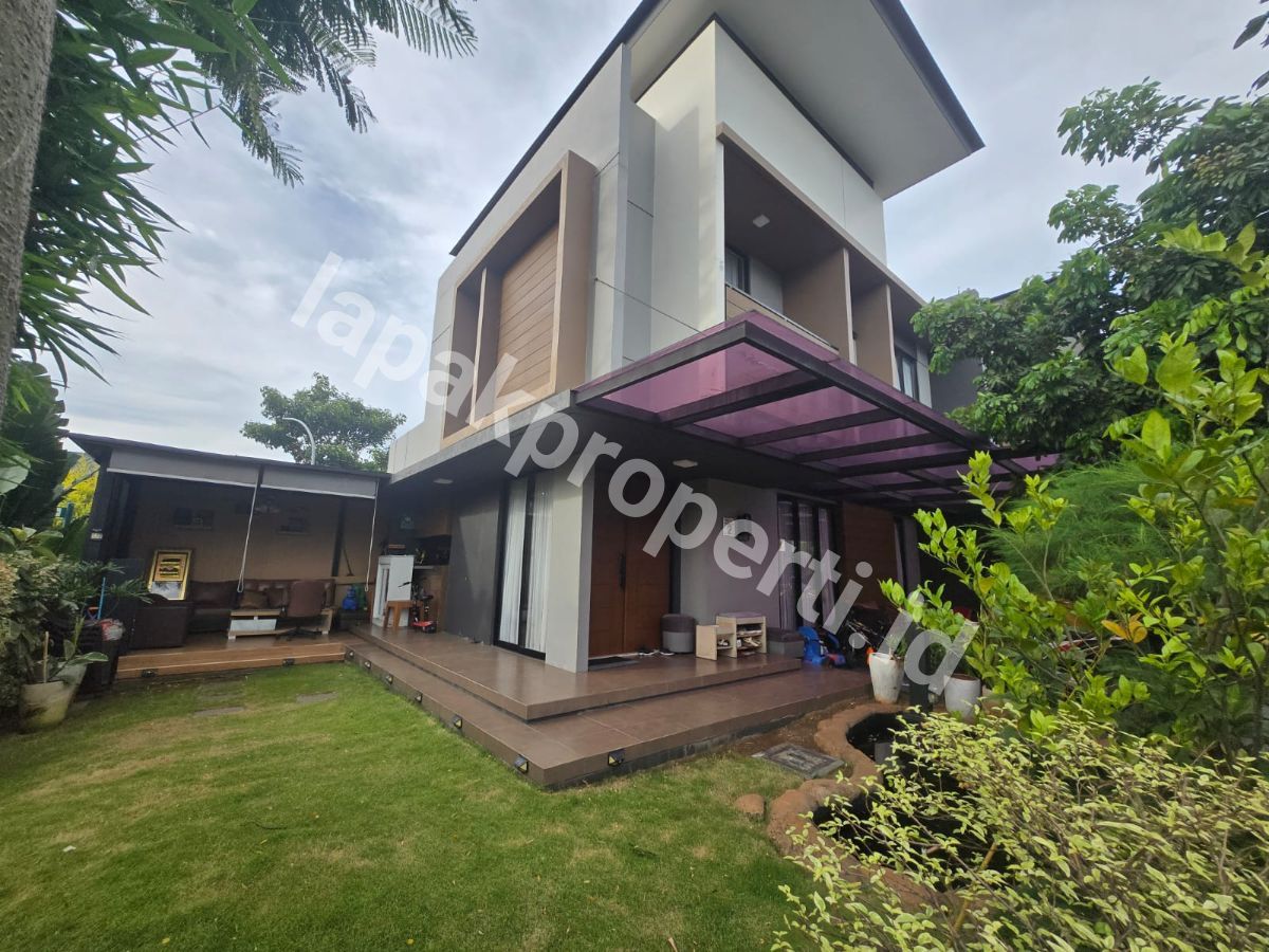 Foto Rumah Mewah Premium Posisi Hook Dalam Cluster Elite di Sumareccon Bekasi Utara - 4
