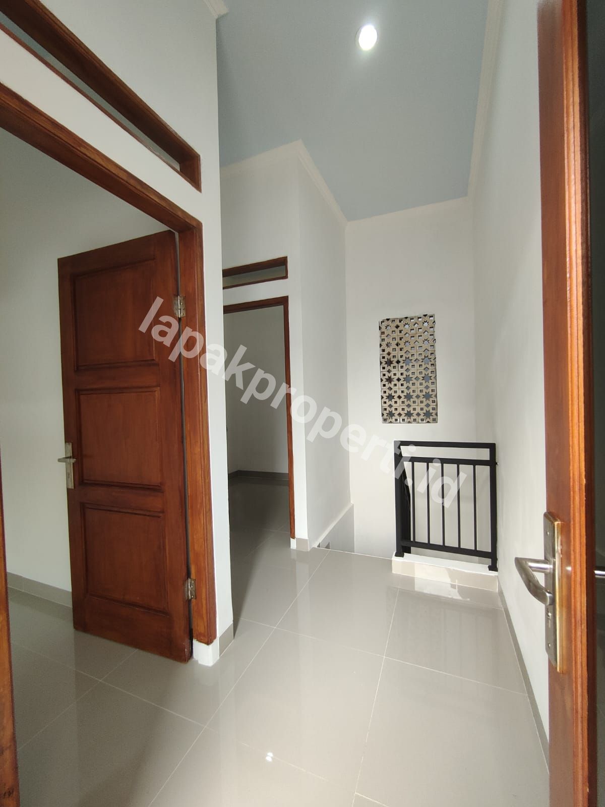 Foto Dijual Rumah Baru Siap Huni Akses Motor Di Matraman Jakarta Timur - 2