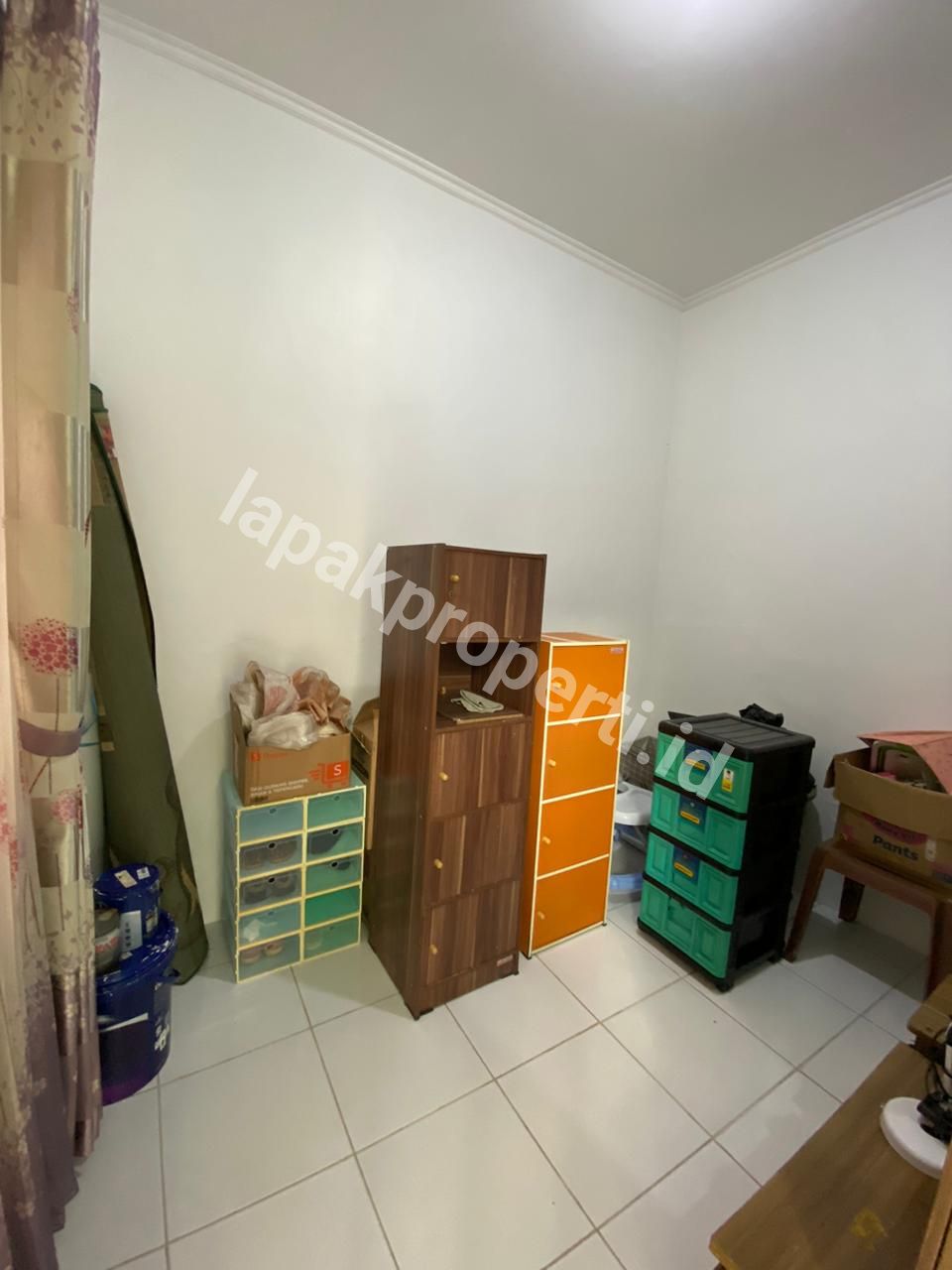 Foto Dijual Rumah gandeng Siap Huni di Karawang - 10