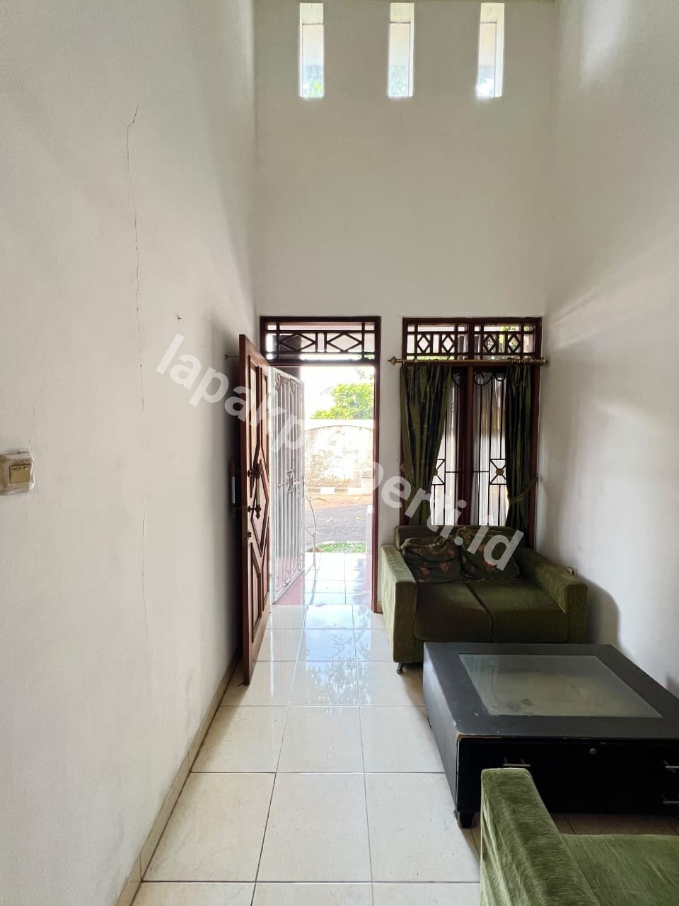 Foto Dijual Rumah Secondary Semi Furnished Dalam Twonhouse - 7