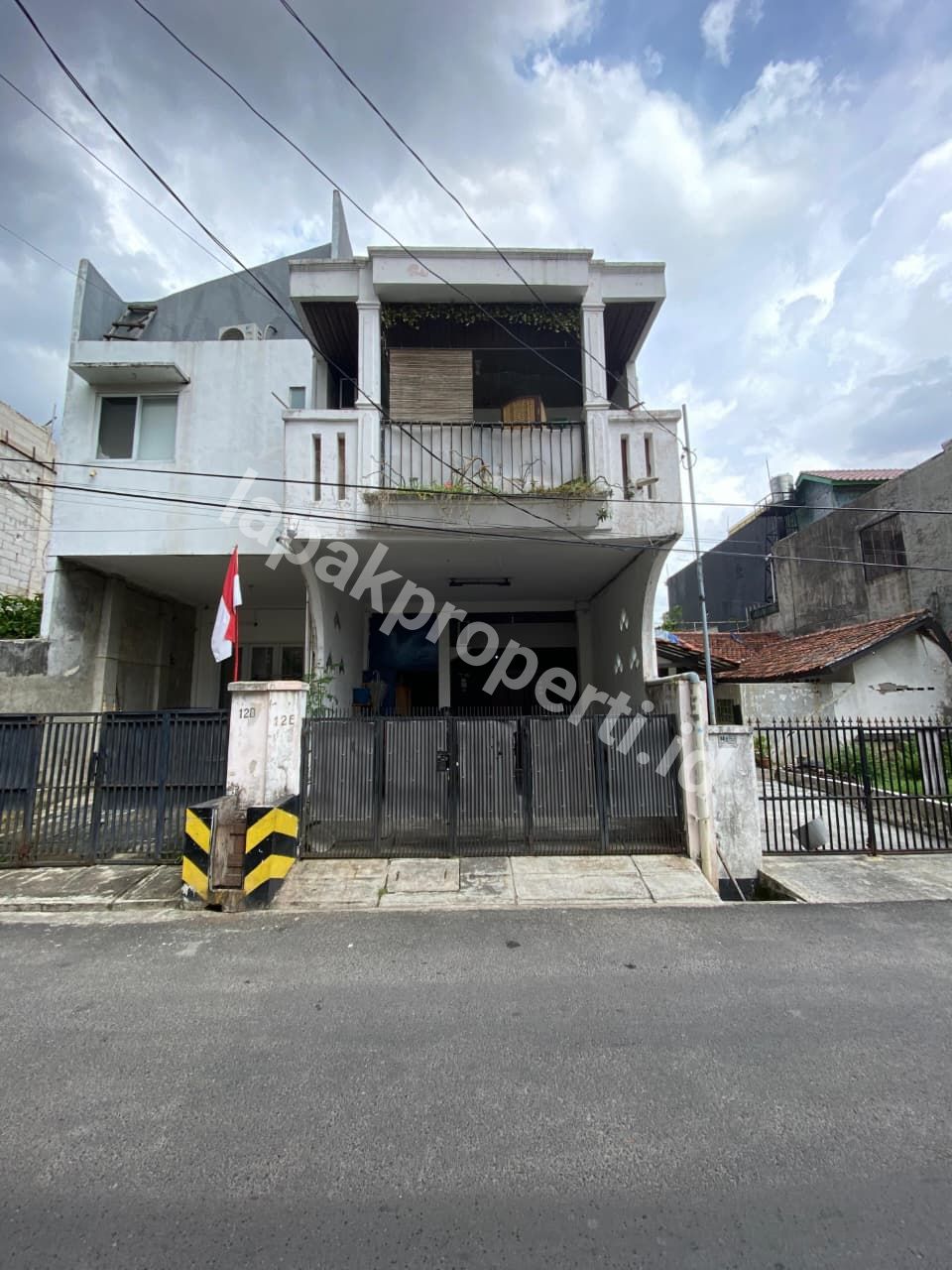 Foto Rumah Murah Siap Huni Lokasi Strategis di Bangka Kemang Jakarta Selatan - 2