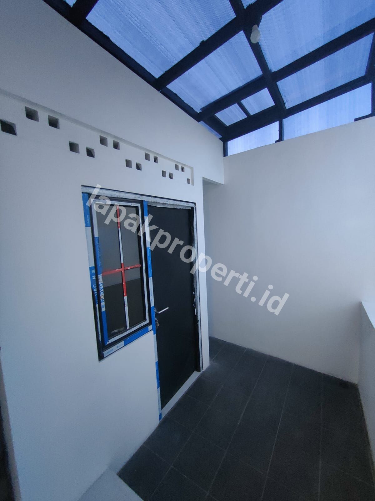 Foto Dijual Rumah Baru On Progres Lokasi Strategis Di Pondok Bambu Jakarta Timur - 4