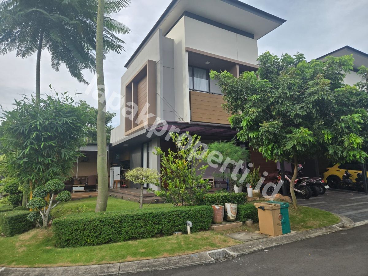 Foto Rumah Mewah Premium Posisi Hook Dalam Cluster Elite di Sumareccon Bekasi Utara - 2