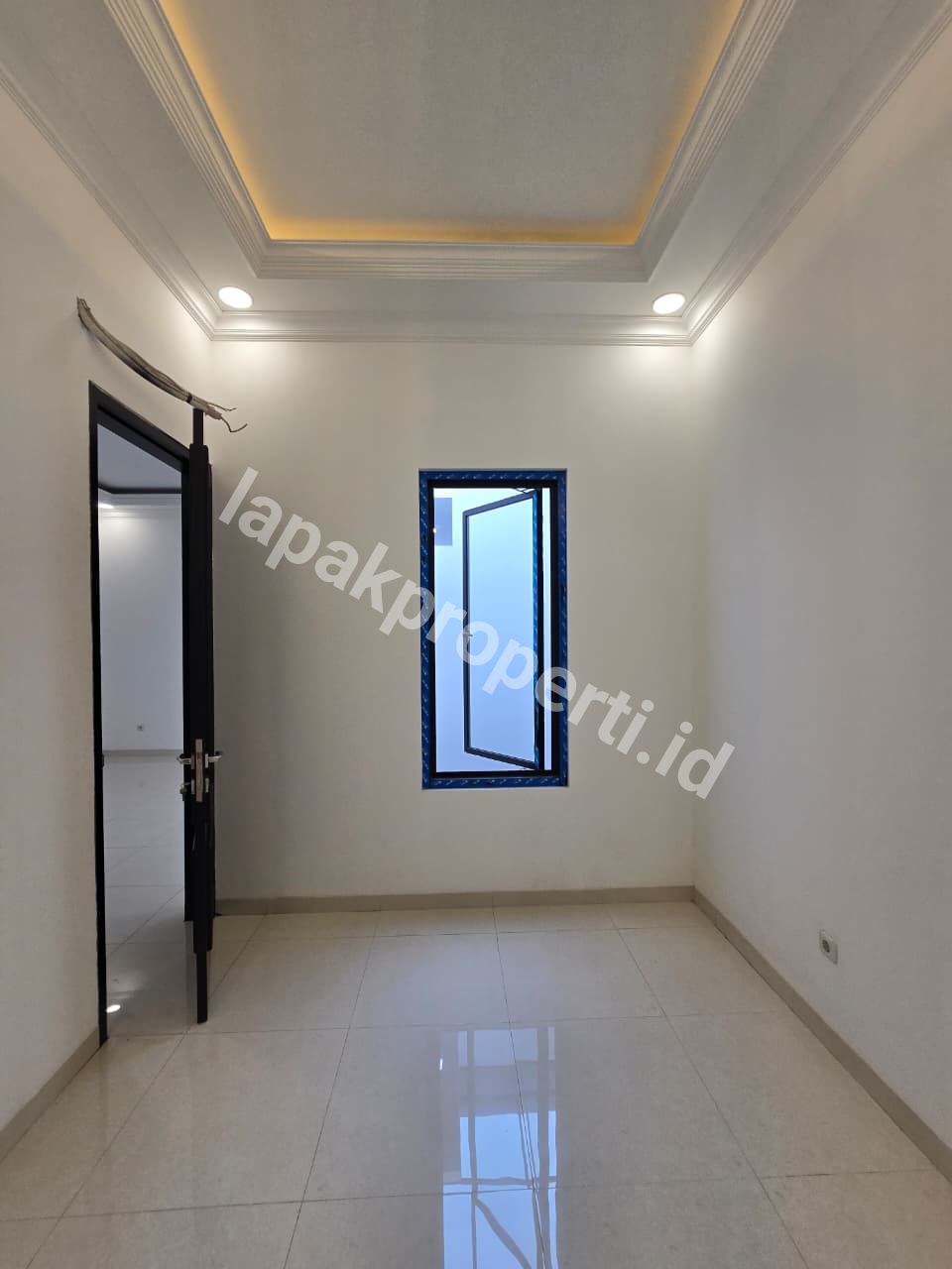 Foto Rumah Mewah design Classic Modern Dalam komplek - 14