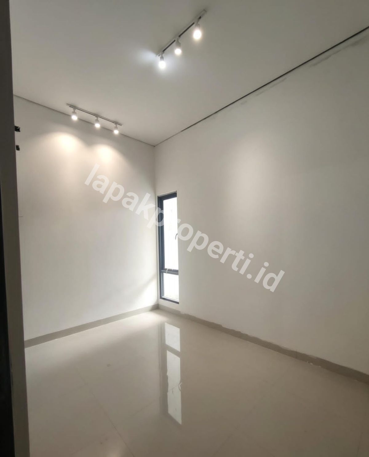 Foto Dijual Rumah Baru Non komplek Di Cipinang Kebembem - 4
