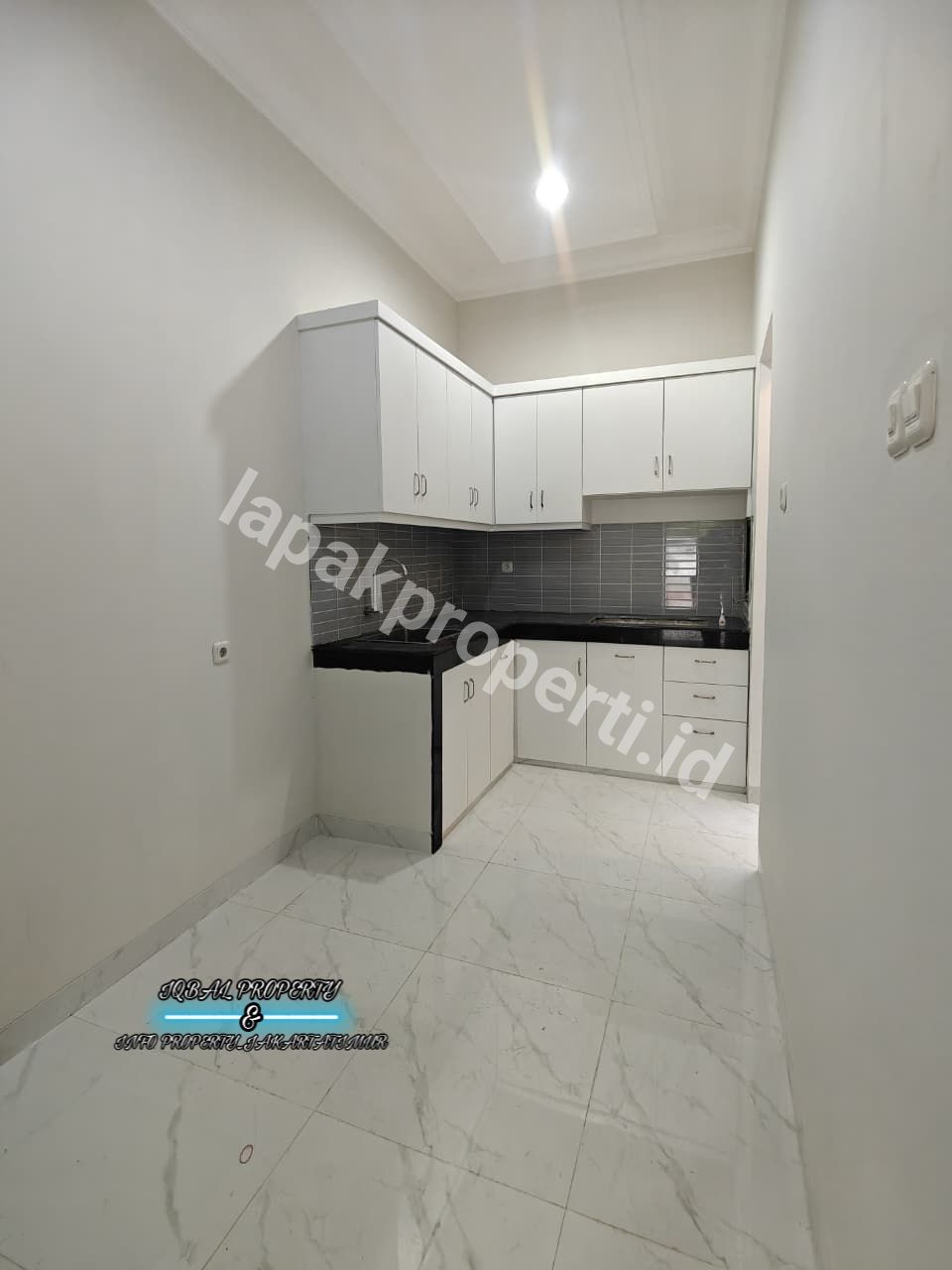 Foto Dijual rumah Baru Dalam Komplek Di Pondok Kelapa Jakarta Timur - 6