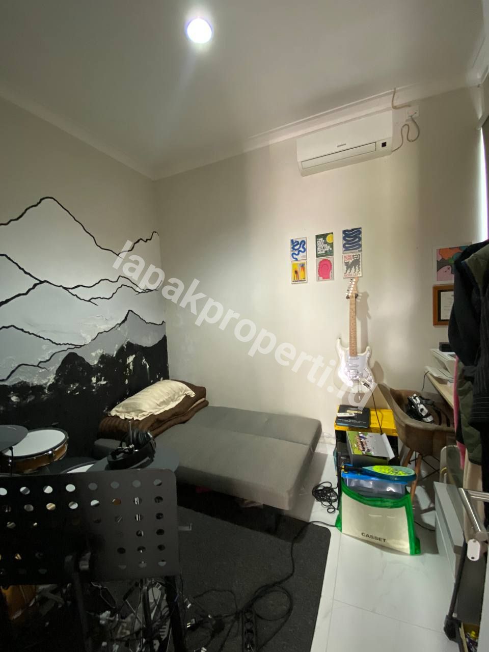 Foto Dijual Rumah Semi Furnished dalam Cluster Di Grand Wisata Bekasi - 10