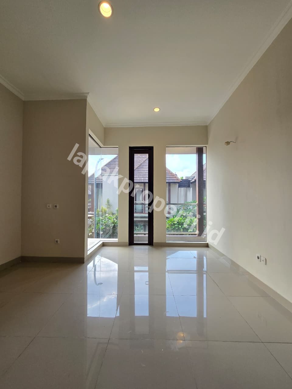 Foto Dijual Rumah Terawat Dalam Twonhouse Di Condet Jakarta Timur - 4