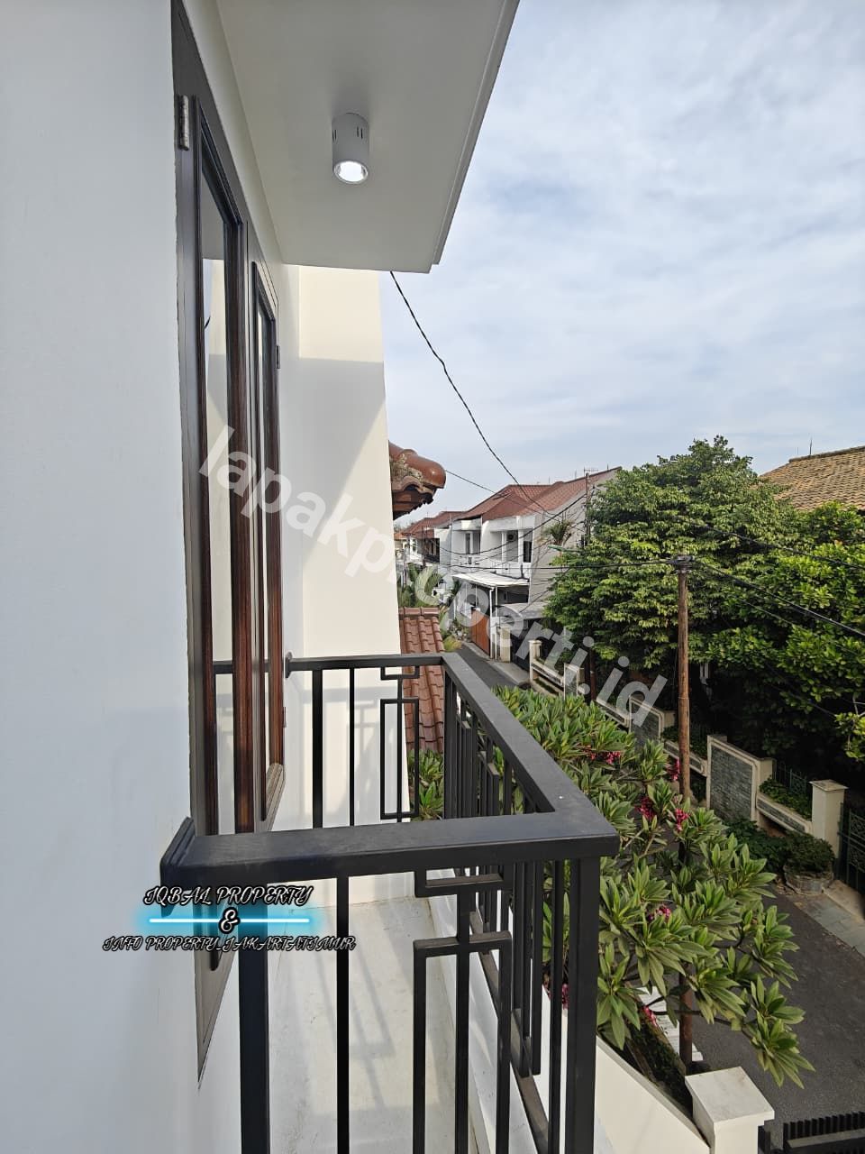 Foto Dijual rumah Baru Dalam Komplek Di Pondok Kelapa Jakarta Timur - 14