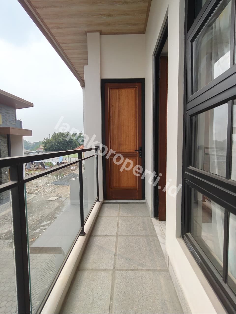 Foto Rumah Baru Dalam Twonhouse Di Cipayung Jakarta Timur - 2