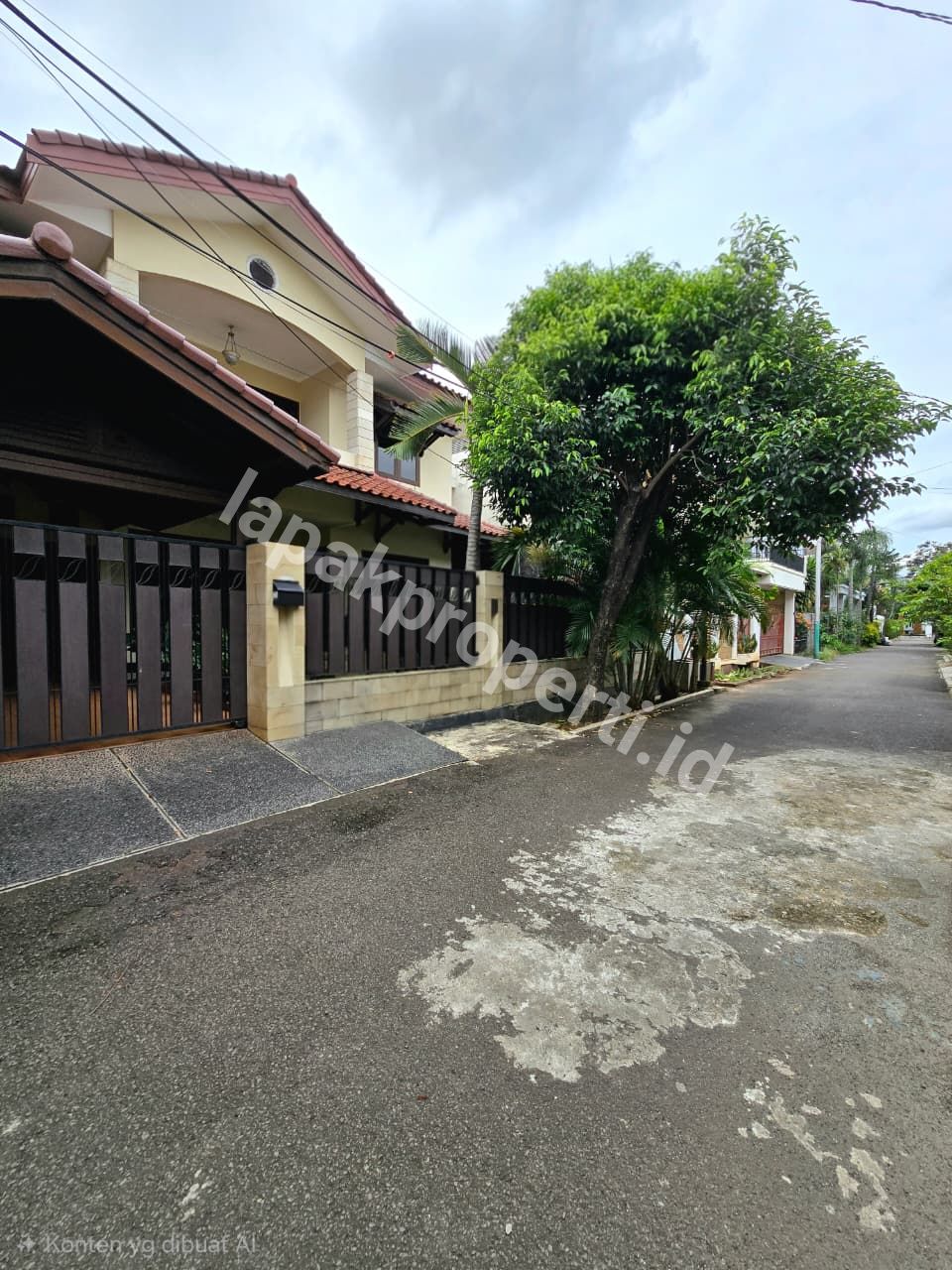 Foto Dijual Rumah Secondary Dalam komplek Asri Di Pondok Kelapa Jakarta Timur - 11