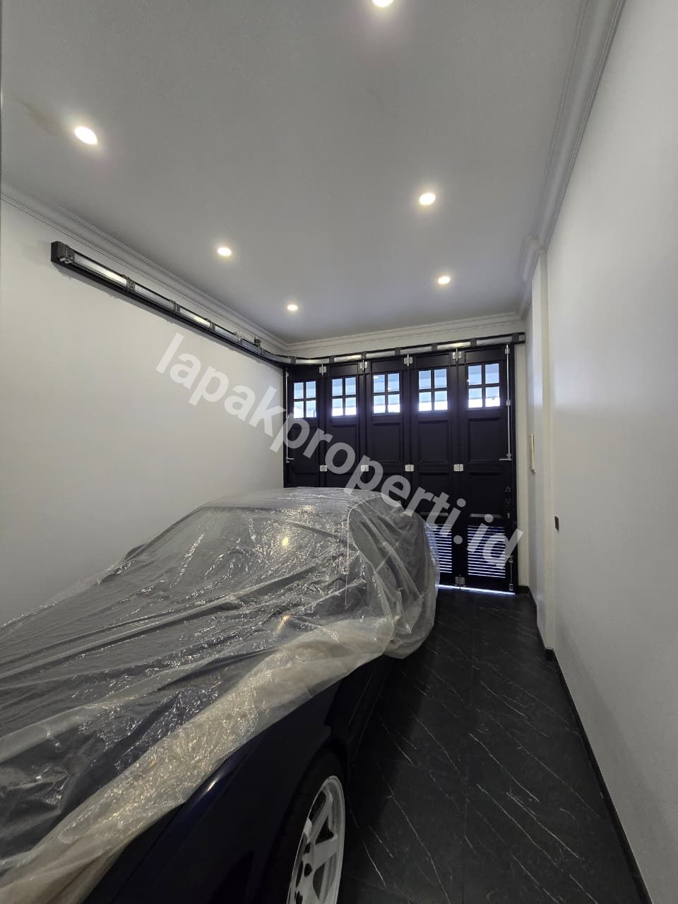 Foto Rumah Mewah Dalam komplek Elite Dengan Pripave Pool Di Pondok Kelapa Jakarta Timur - 6