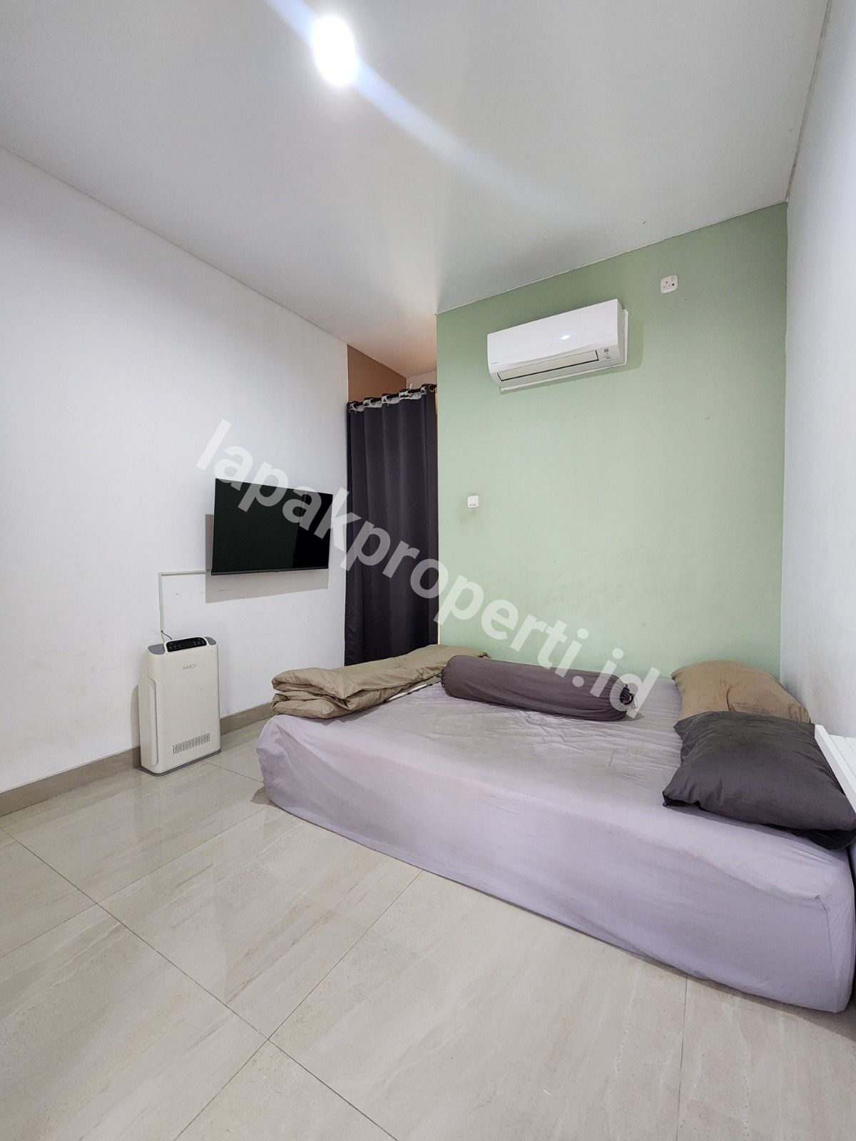 Foto Dijual rumah Dalam Cluster 2½ Lantai siap Huni - 11