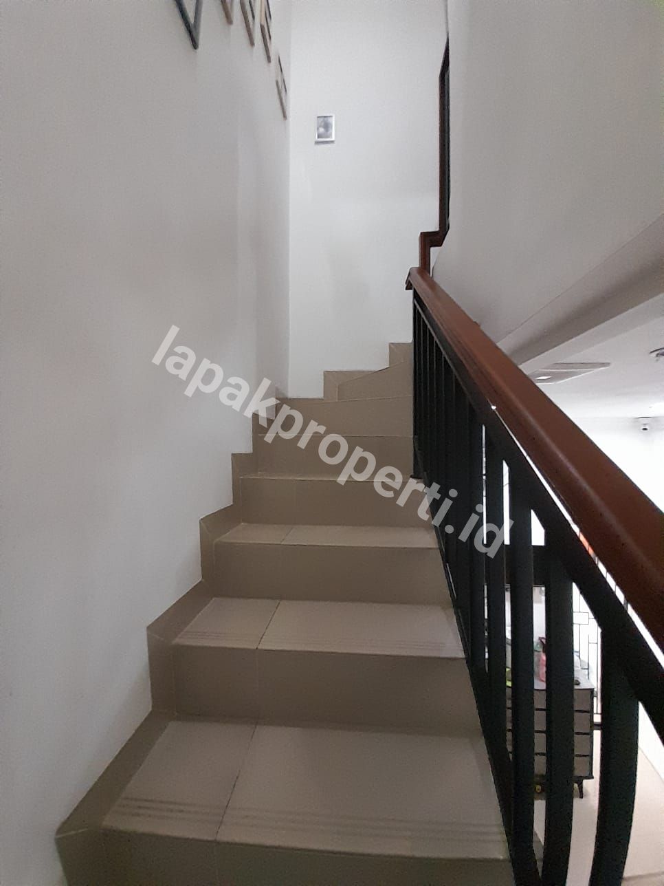 Foto Rumah Mewah Dalam Cluster Siap Huni Di Cipinang Muara - 4