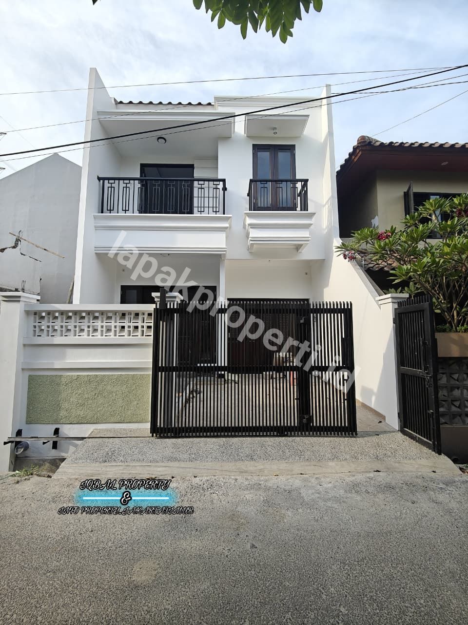 Dijual rumah Baru Dalam Komplek Di Pondok Kelapa Jakarta Timur