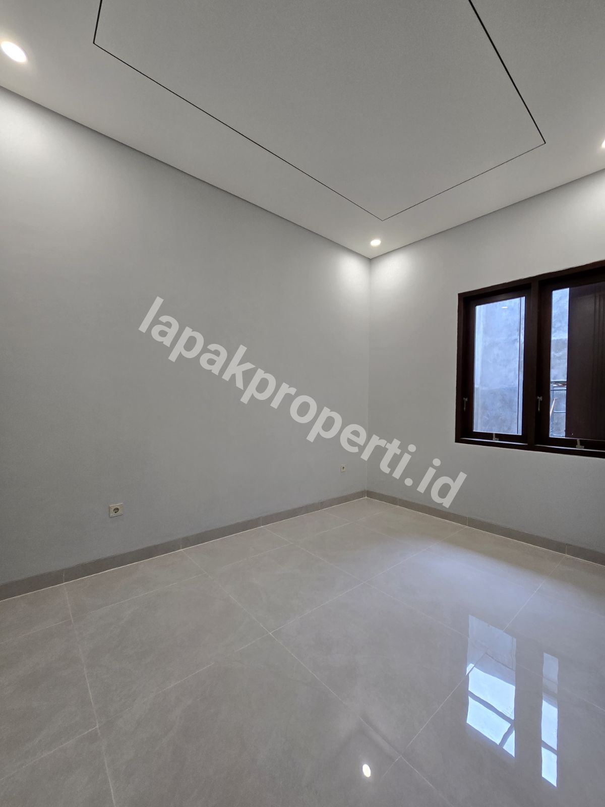 Foto Dijual Rumah Baru Dalam Komplek Di Cempaka putih Tengah - 12