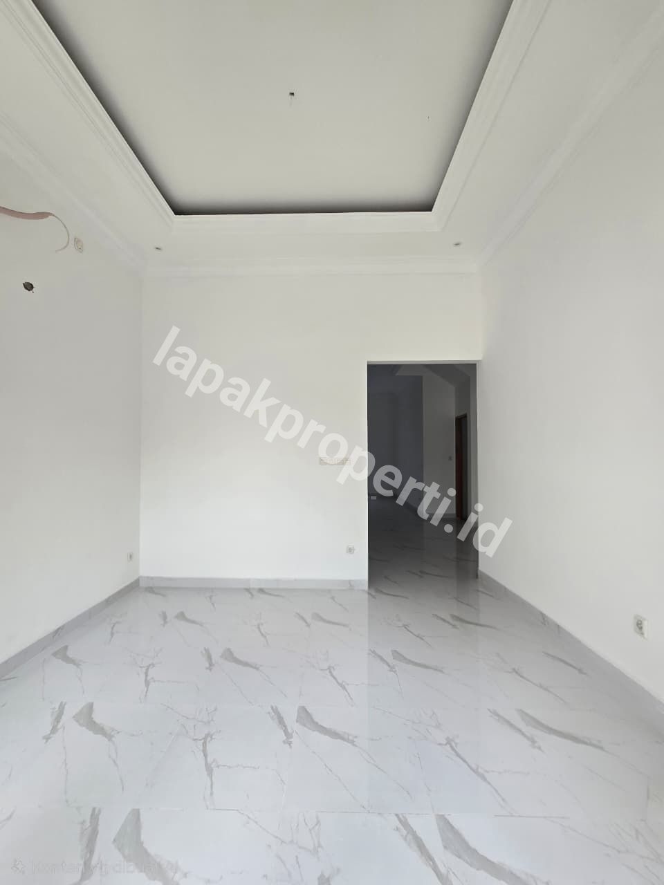Foto Dijual Rumah Baru Dalam Komplek Tenang Di Duren Sawit Jakarta Timur - 11
