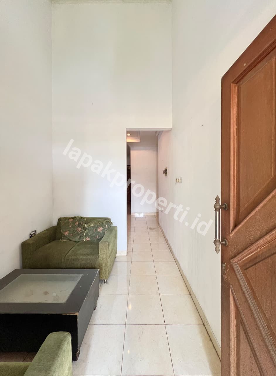 Foto Dijual Rumah Secondary Semi Furnished Dalam Twonhouse - 6