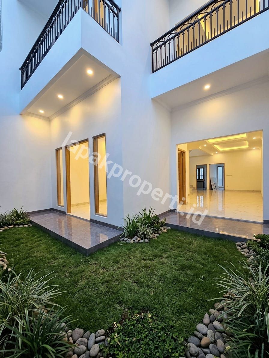 Foto Dijual Rumah Baru Dalam Komplek Tenang Di Duren Sawit Jakarta Timur - 14