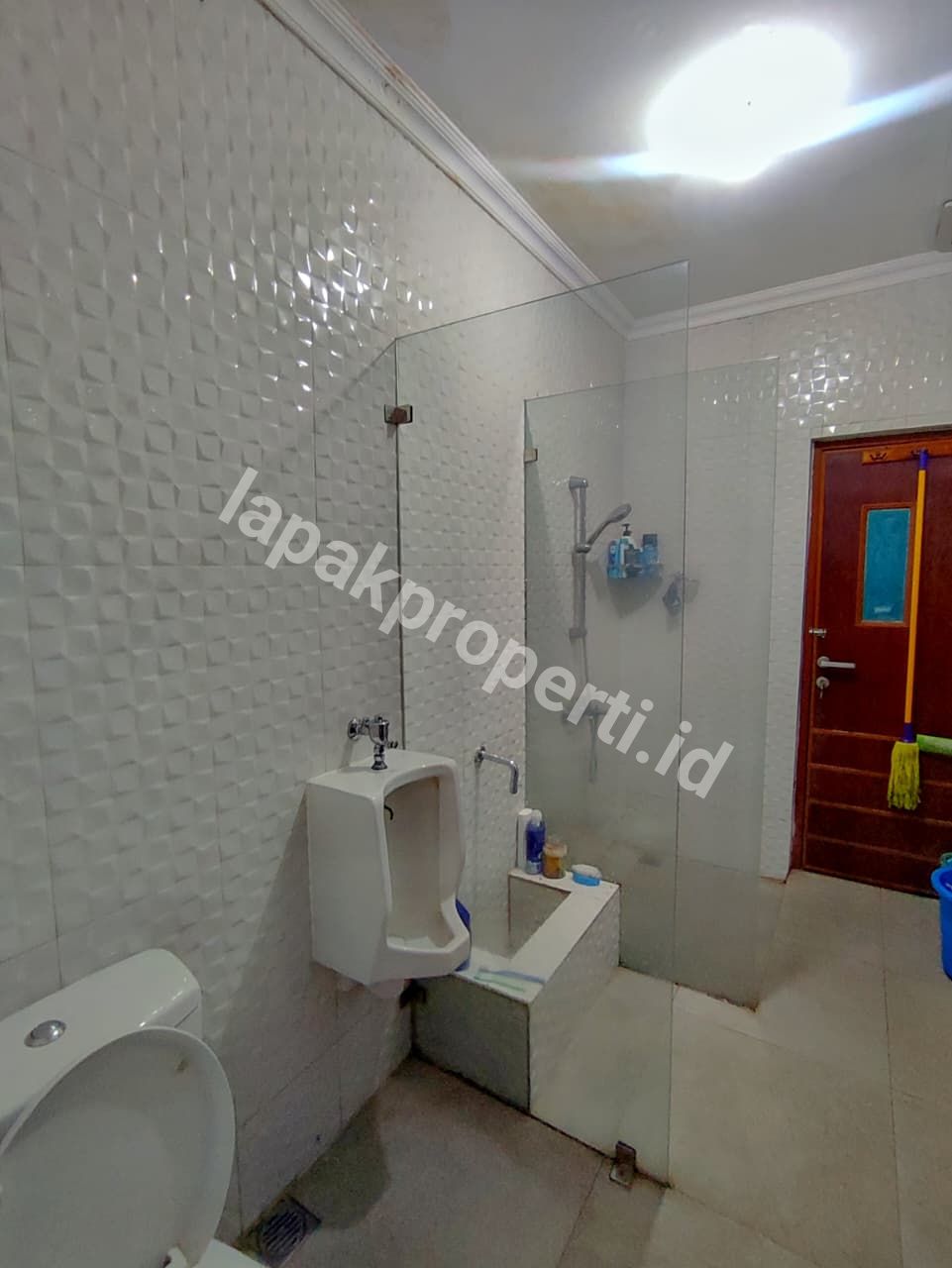 Foto Rumah Secondary Dalam Komplek one gate - 5