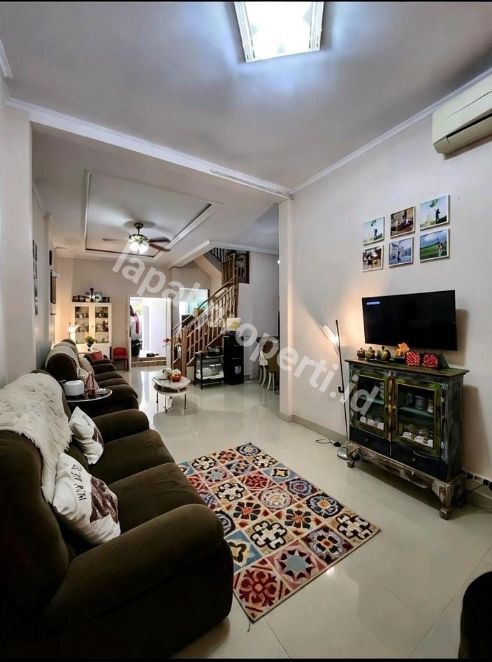 Foto Disewakan Rumah Dalam Komplek Tenang Di kav DKI Pondok Kelapa Jakarta Timur - 8