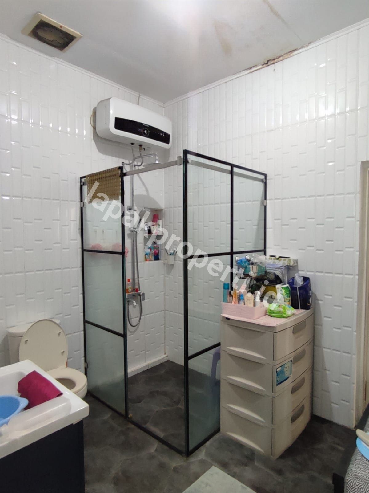 Foto Rumah Secondary Dalam Komplek one gate - 10