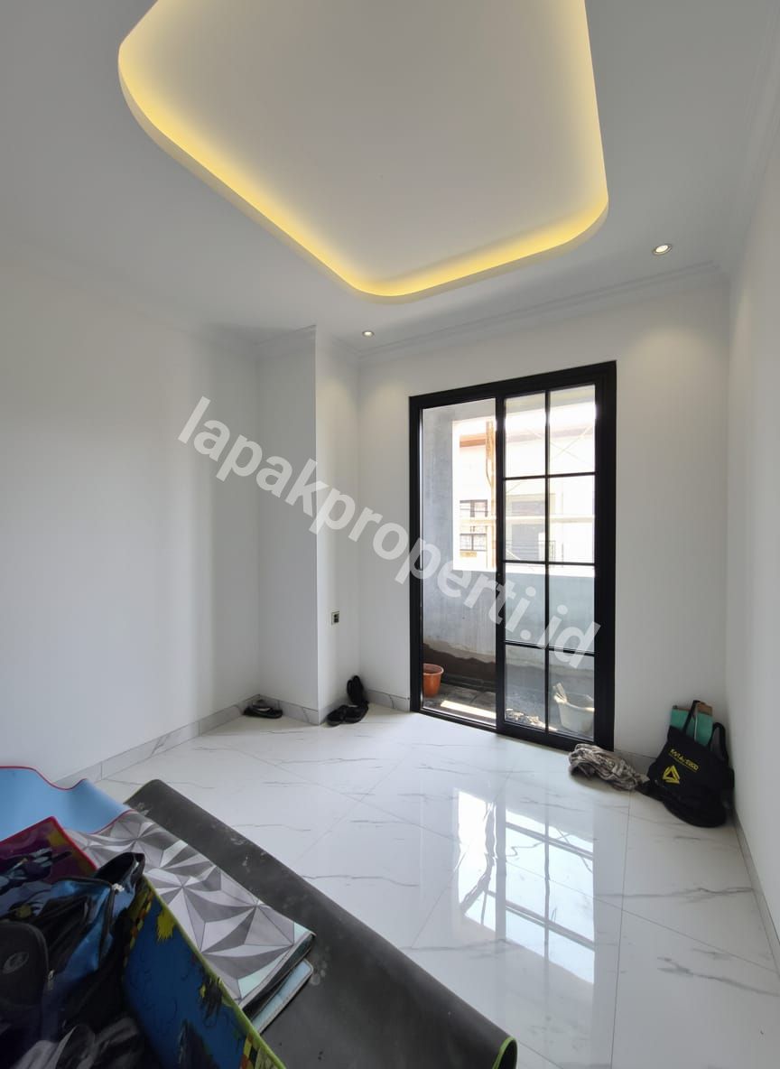 Foto Dijual Rumah Baru Dalam Komplek Di Pondok Bambu Jakarta Timur - 6
